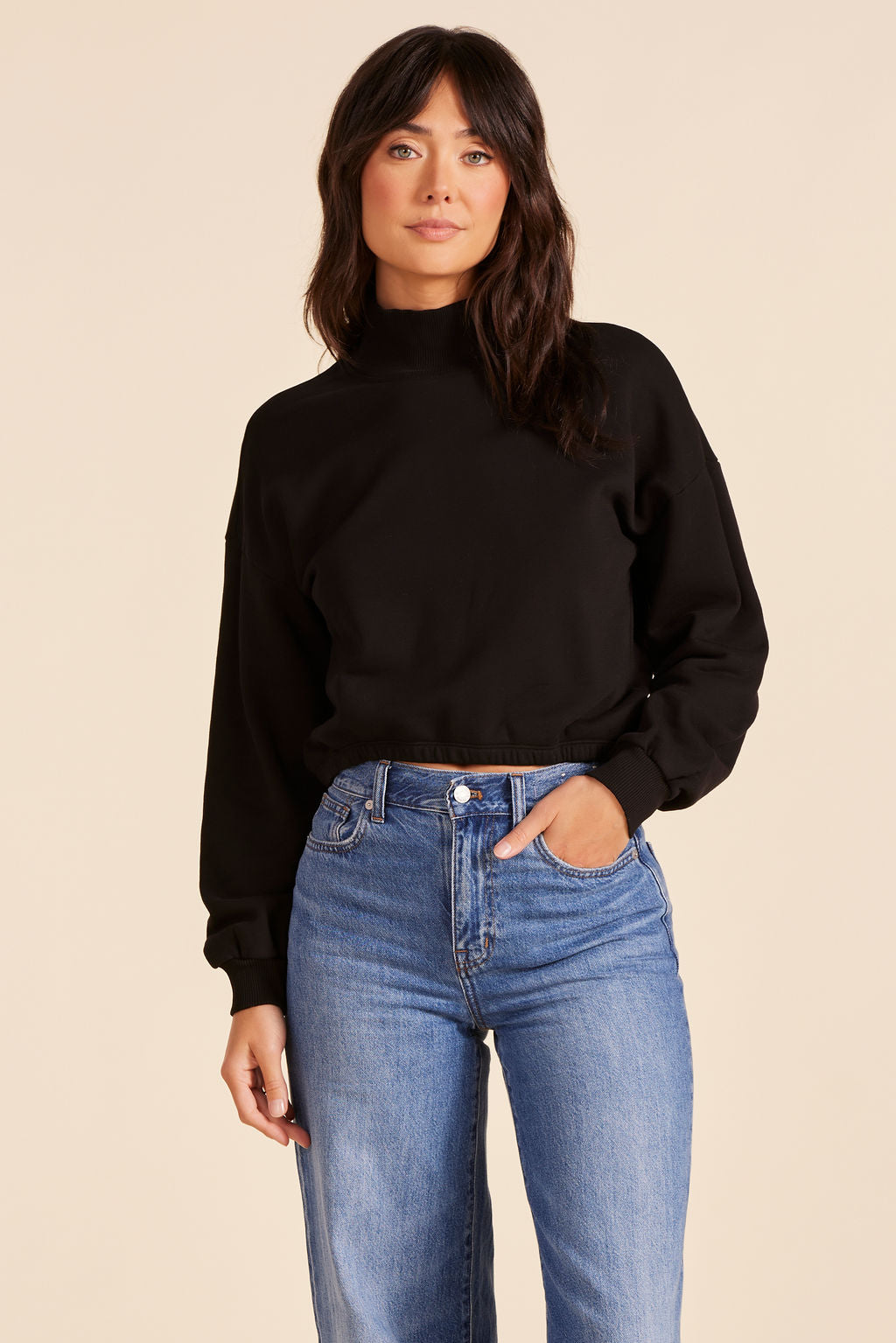 TURTLENECK BUBBLE HEM SWEATSHIRT