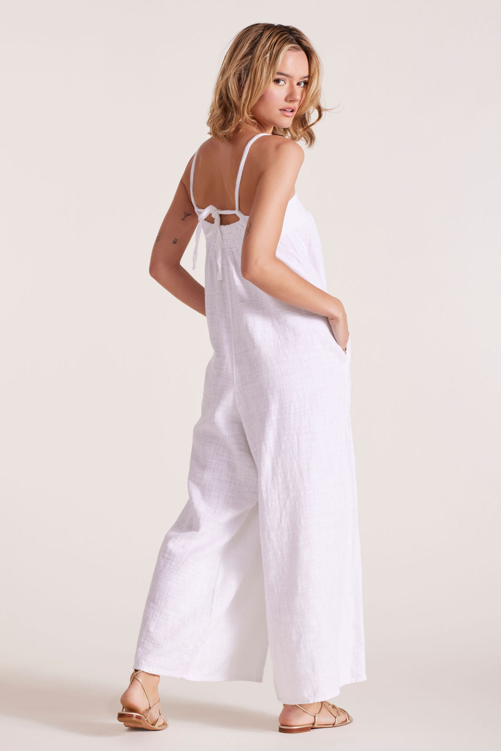 SQUARE NECK WIDE LEG JUMPSUIT