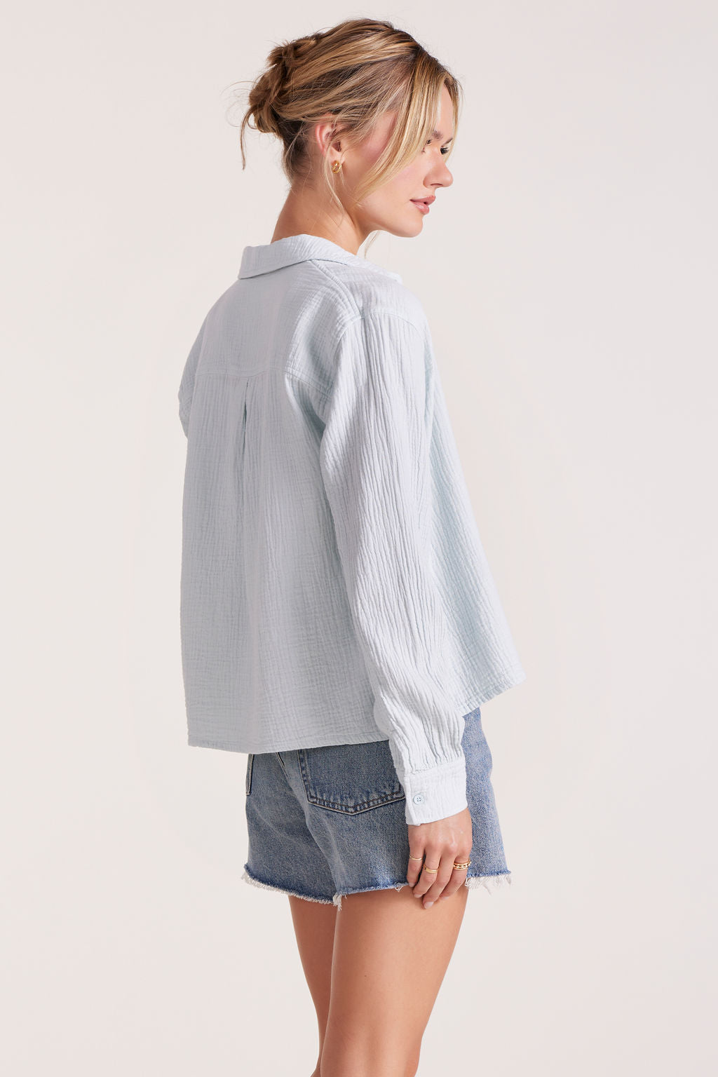 CROPPED COLLARED BUTTON DOWN