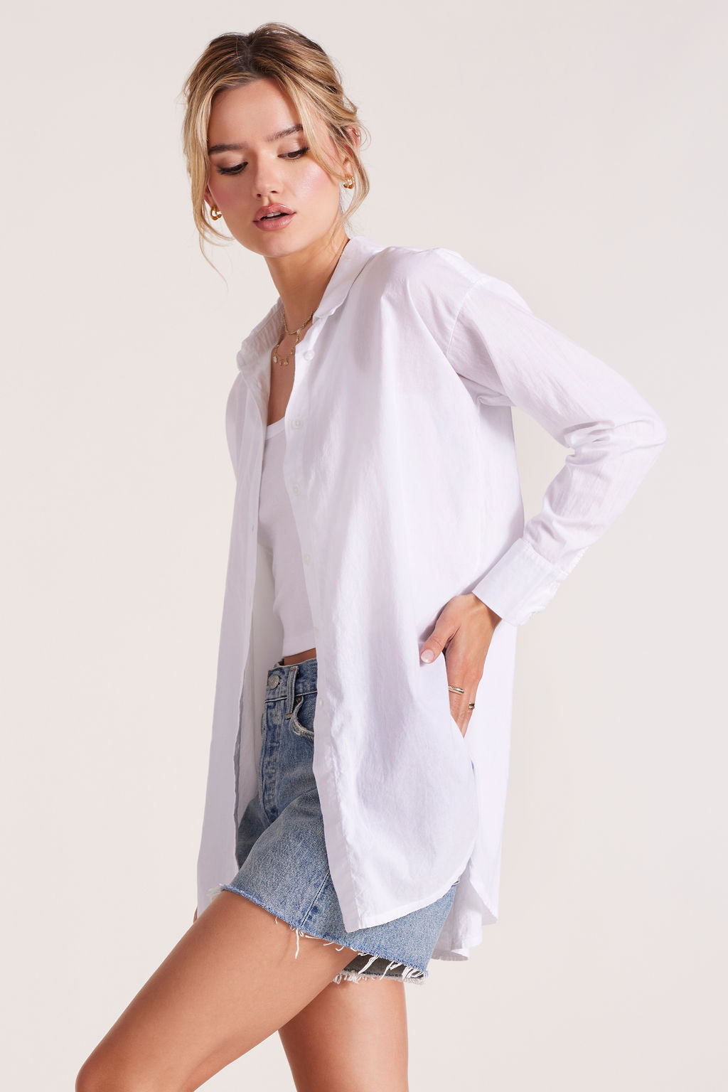 OVERSIZED BUTTON FRONT TUNIC