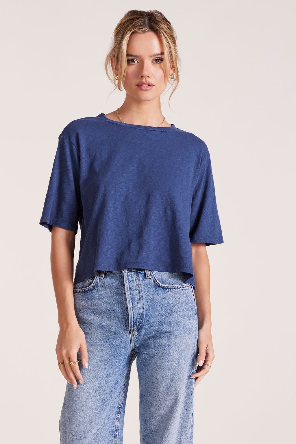 CENTER BACK SEAM CROP TOP