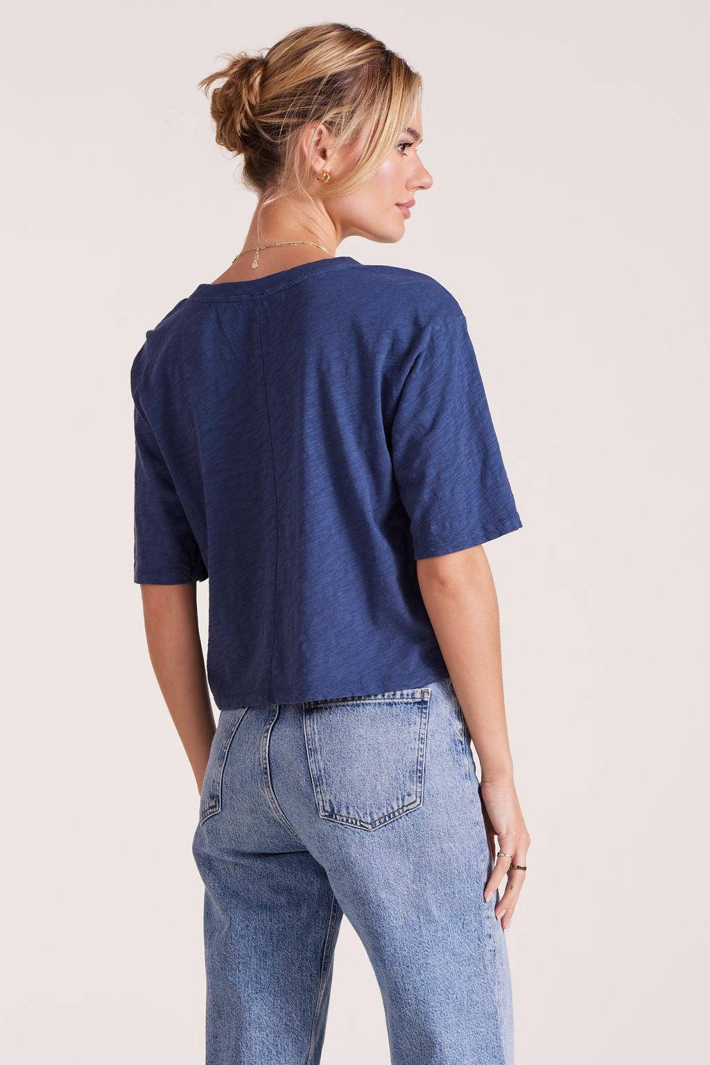 CENTER BACK SEAM CROP TOP