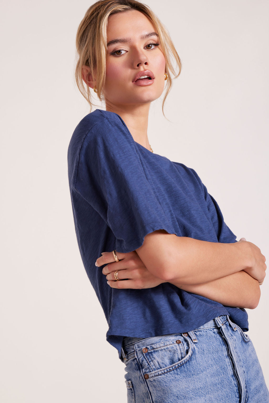 CENTER BACK SEAM CROP TOP