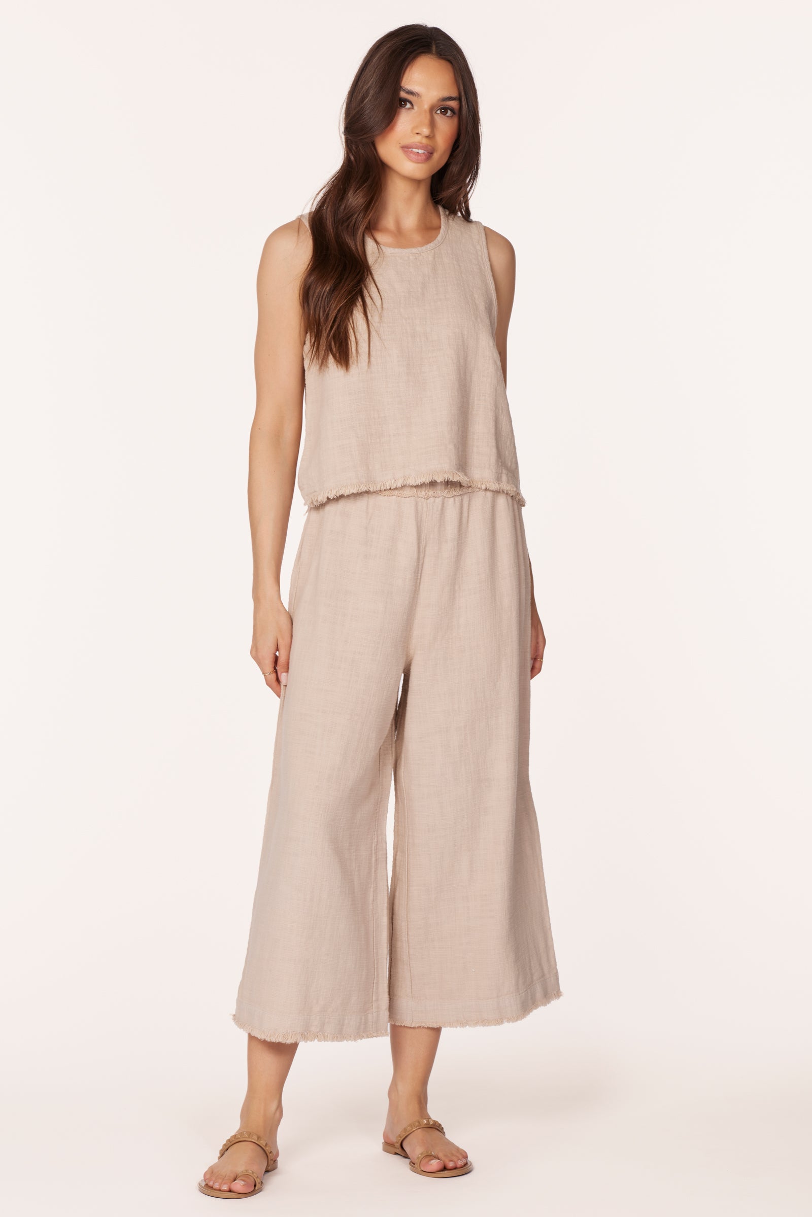 RAW EDGE CROPPED PANT