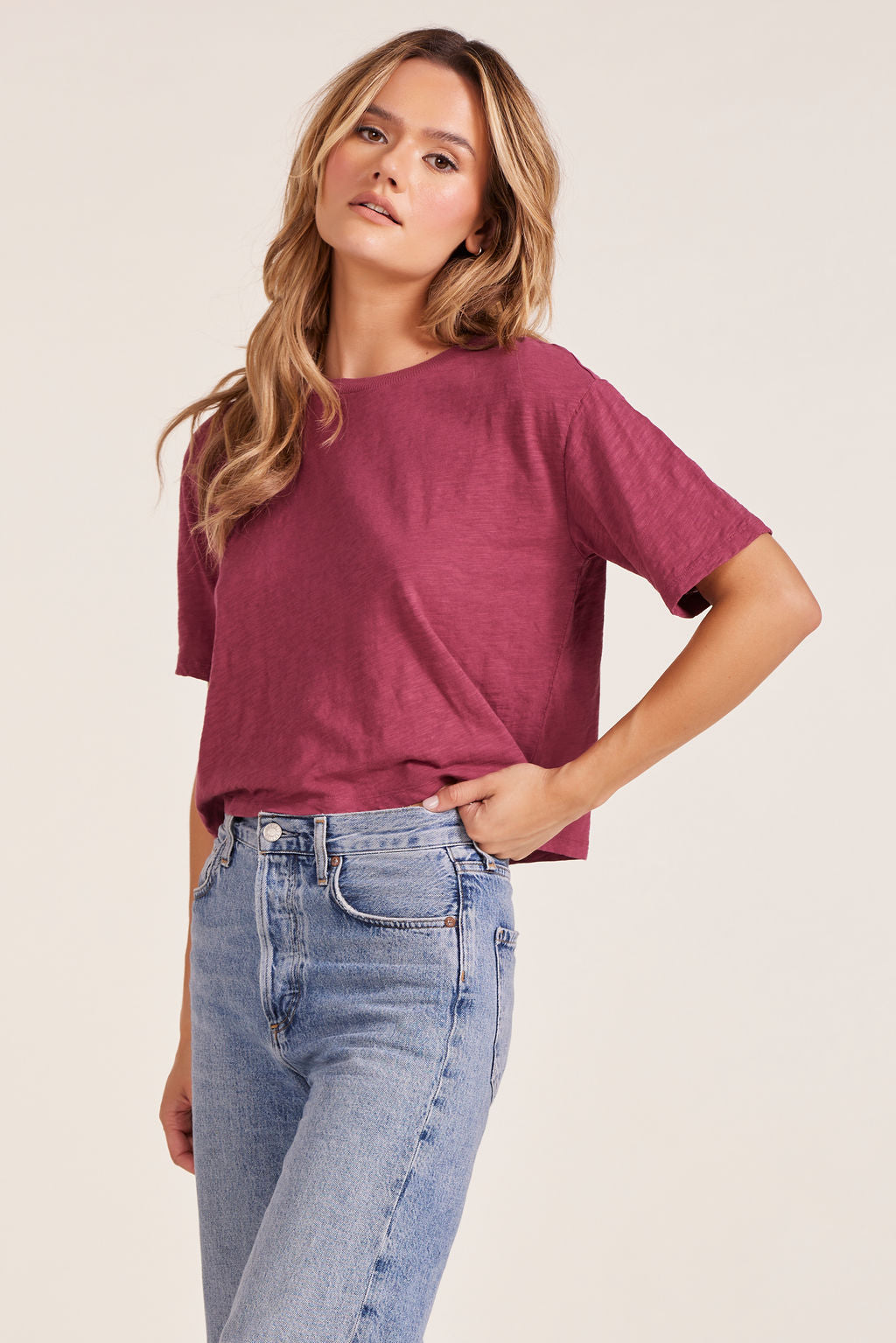 CENTER BACK SEAM CROP TOP