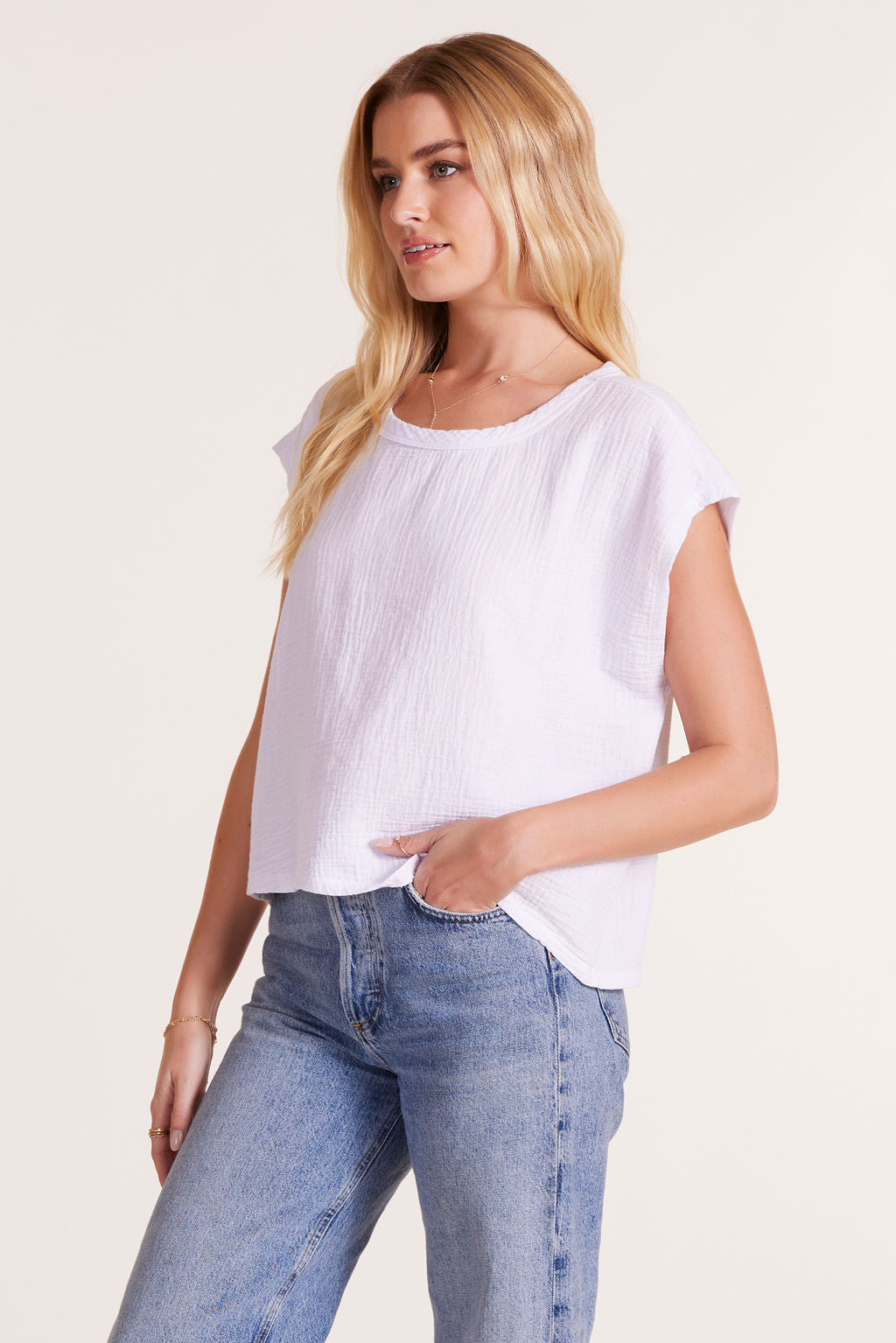 SHORT SLEEVE DOLMAN TOP